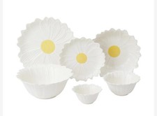     Daisy Ceramic Bowls –