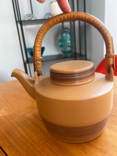 Purbeck pottery toast 70s - 'toast,