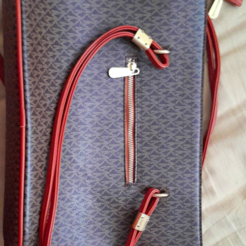 Michael kors logo crossbody - michael,