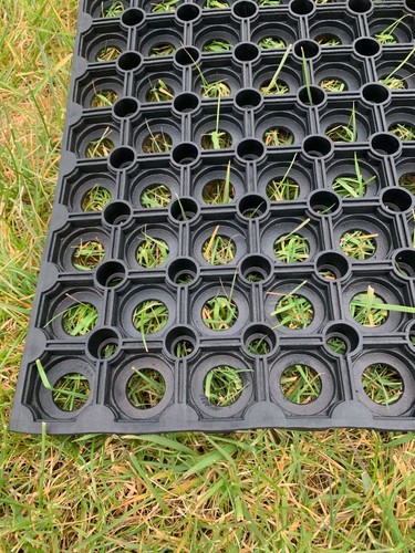Large rubber gateway grass - large,