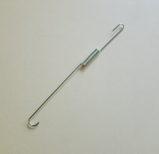 SUZUKI GT250 X7 GS1000 GS750 GS550 REAR BRAKE LIGHT SWITCH SPRING 09443-06018