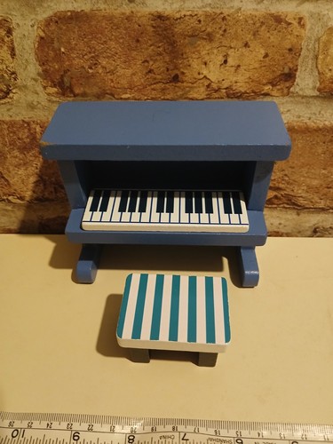 Wooden toy piano stool doll - +,