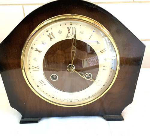 Vintage wooden mantle clock - vintage,