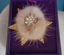 Vintage 50s Mink Fur Star Brooch With AB Glass Crystal Dome Retro Jewellery