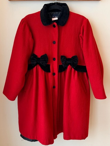 Vintage woodland canada - woodland, red