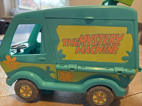 Scooby doo the mystery machine - scooby,