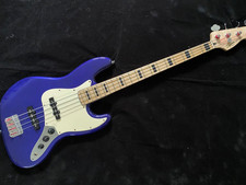 squire Jazz bass guitar