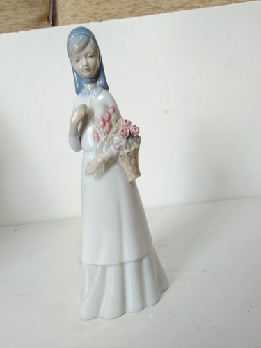 Valencia ceramic figurine - valencia,,