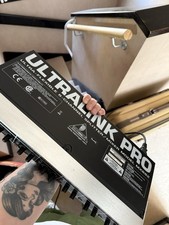 Behringer Ultralink Pro MX882