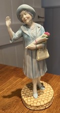 Royal Doulton HN4086 The Queen