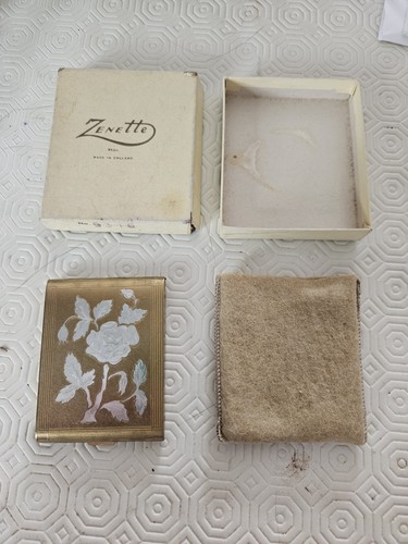 Zenette compact with box - zenette,