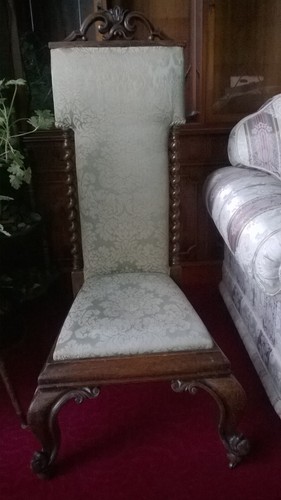 Victorian carved oak prie - carved,