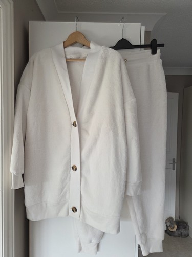 Ladies white fleece - m&s,