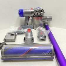 Dyson V8  Cordless Handheld