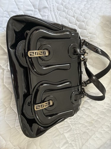 Fendi black patent leather - black,