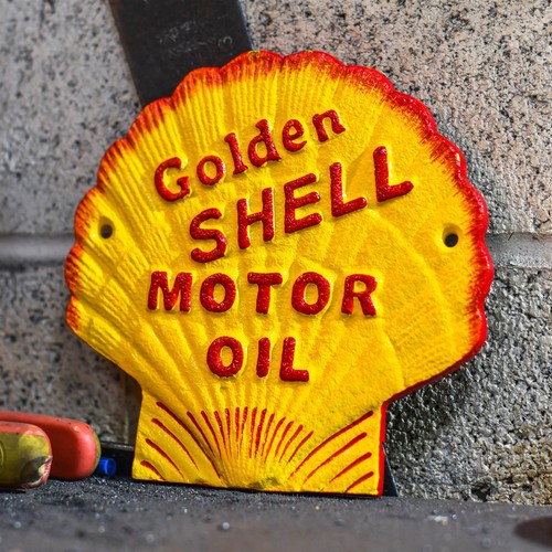 Golden shell motor oil cast - shell, oil'