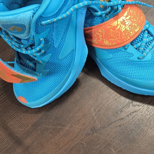 Under armour the charged - under, uk: