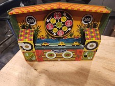 Vintage Tin Litho Wyandotte