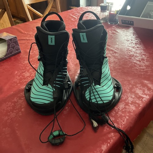 Ronix one boot size 9 - “one, boot”