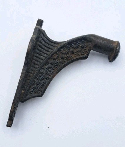 Antique railing bracket - antique,