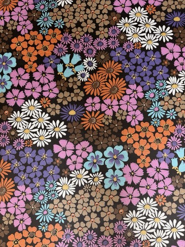 Vintage 1970s floral wallpaper - 1970s,
