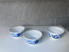 Chinese Blue & White Tea Bowls X 3 With Floral Design And Calligraphic Poem.