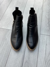 Women’s Black PU Leather