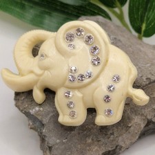 Vintage Elephant Brooch Cream