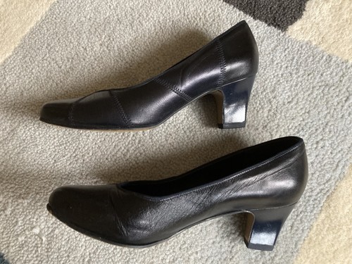 Vintage ladies navy leather - vintage,