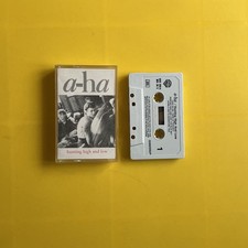 a-ha : Hunting High And Low