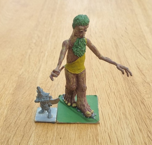 Ent tree herder miniature - ent/tree,