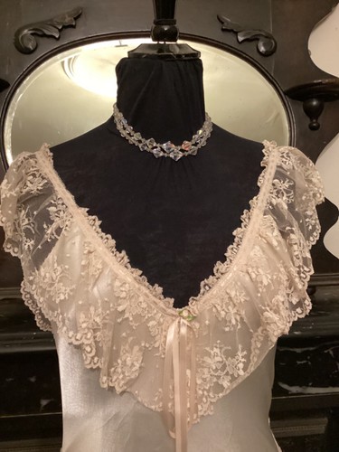 Neiman marcus stunning lace - neiman,