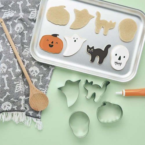 Halloween cookie cutters - cookie,