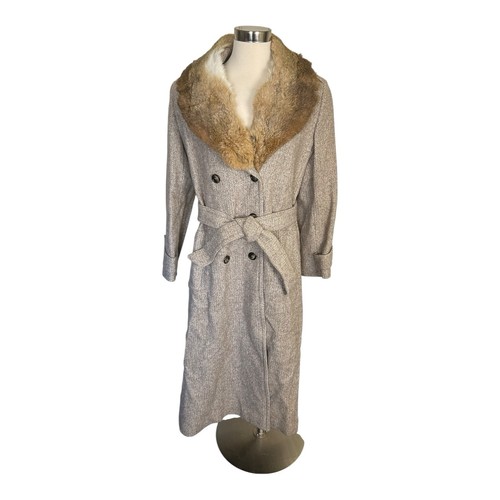 Sears women vtg coyote - sears, fur