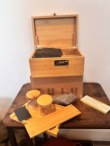 Ozchin stash box - ozchin, smell