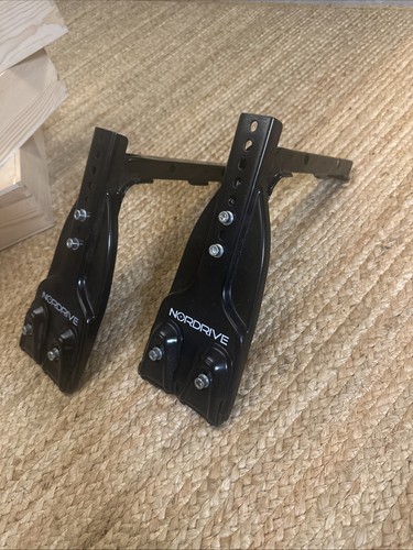 Roof rack bracket - roof, pair
