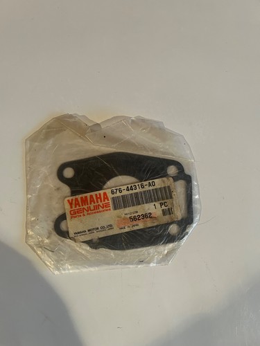 New genuine yamaha 40hp - new, 2