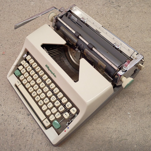 1964 olympia sm9 portable - olympia,