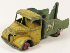 BEDFORD BREAKDOWN TRUCK (?)  DINKY TOYS MECCANO VINTAGE ENGLAND AWJ