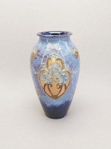 Large antique royal - royal, doulton