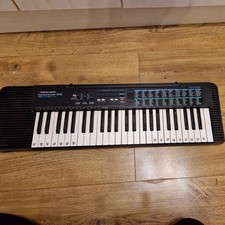 Realistic Concertmate-670 Keyboard. 100 Sounds 100 Rhythms. Battery operated 