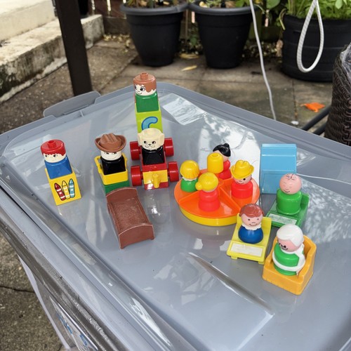 Assorted old fisher price - old,