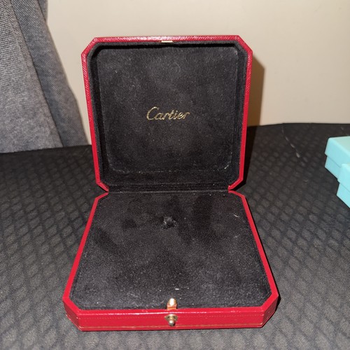Authentic cartier necklace - cartier,