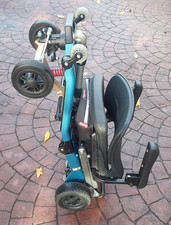 LUGGIE SUPER DELUXE Folding mobility scooter. LONG RANGE BATTERY Takes 164kgs.