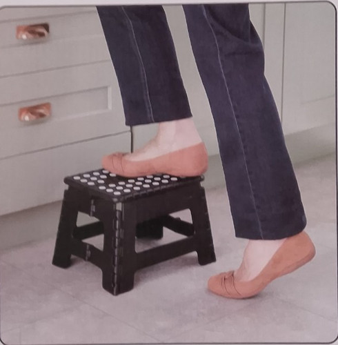 Foldable lightweight step - foldable,