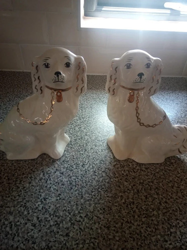 Porcelain staffordshire style - porcelain,