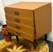 Lovely petite 4 drawer chest