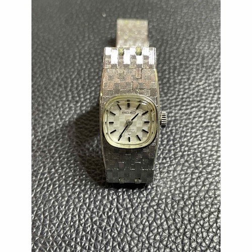 Seiko ladies watch hand wound - watch,