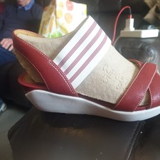 Clarks originals size 5 D