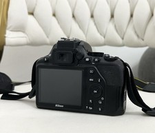 📸 Nikon D3500 Digital SLR